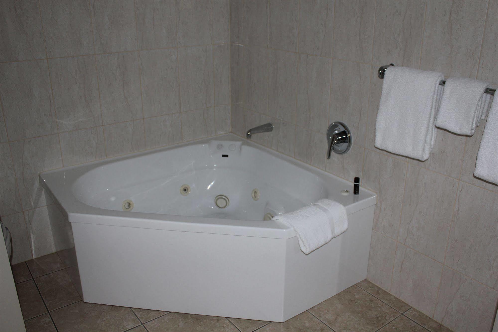 Harbour City Motor Inn & Conference Tauranga Esterno foto