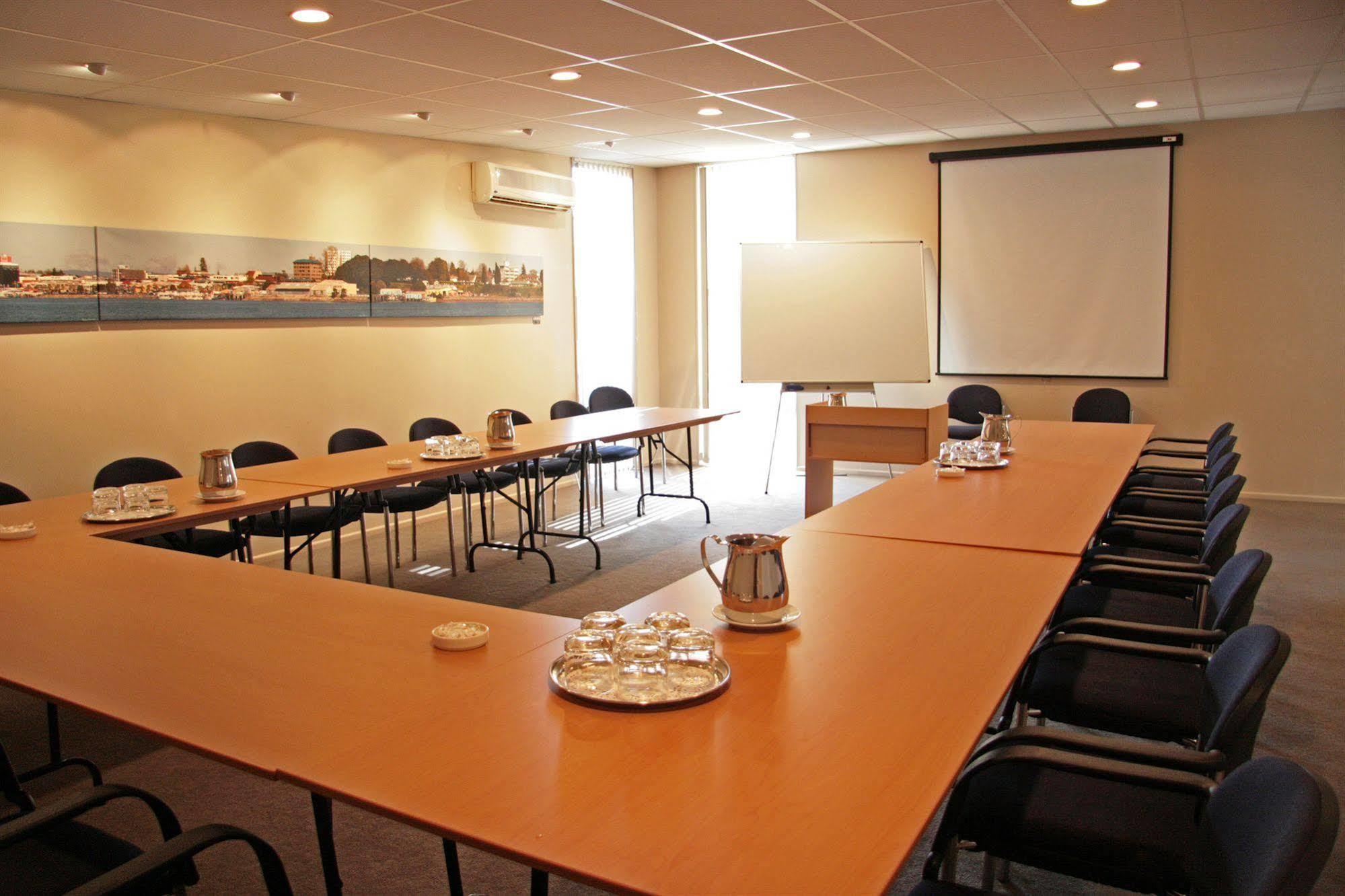 Harbour City Motor Inn & Conference Tauranga Esterno foto